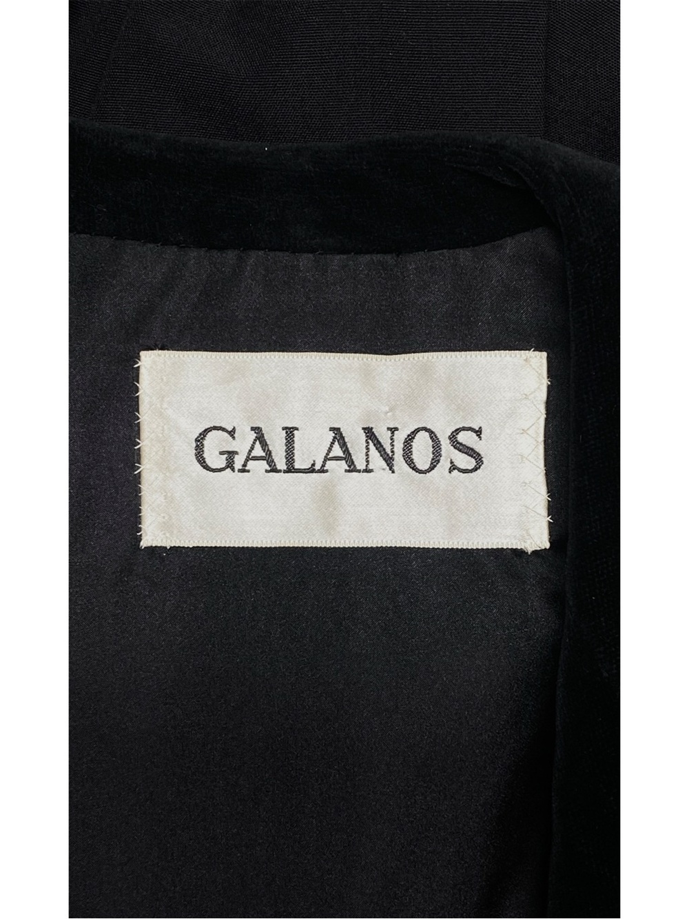 JAMES GALANOS - Picture 3 of 4